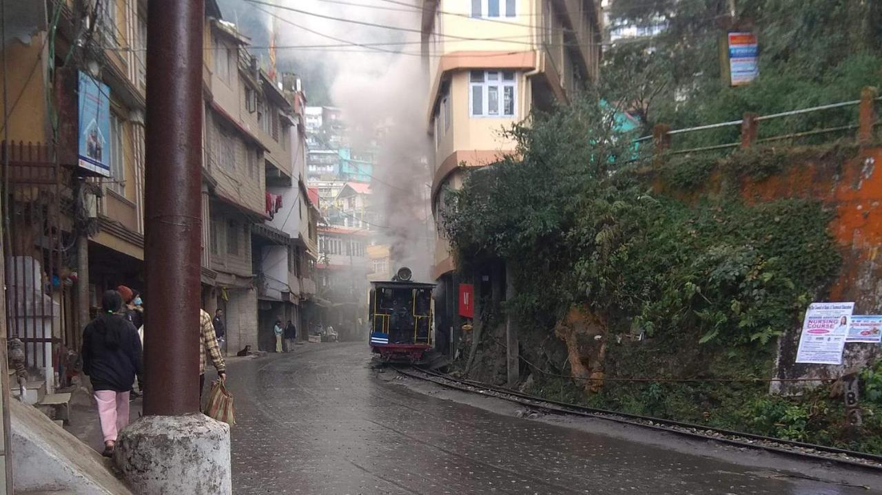 Dukeraj Homestay ดาร์จีลิง ภายนอก รูปภาพ